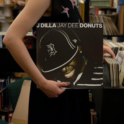 J Dilla - Donuts -  {vinyl LP}