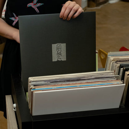Joy Division - Unknown Pleasures - {vinyl LP}