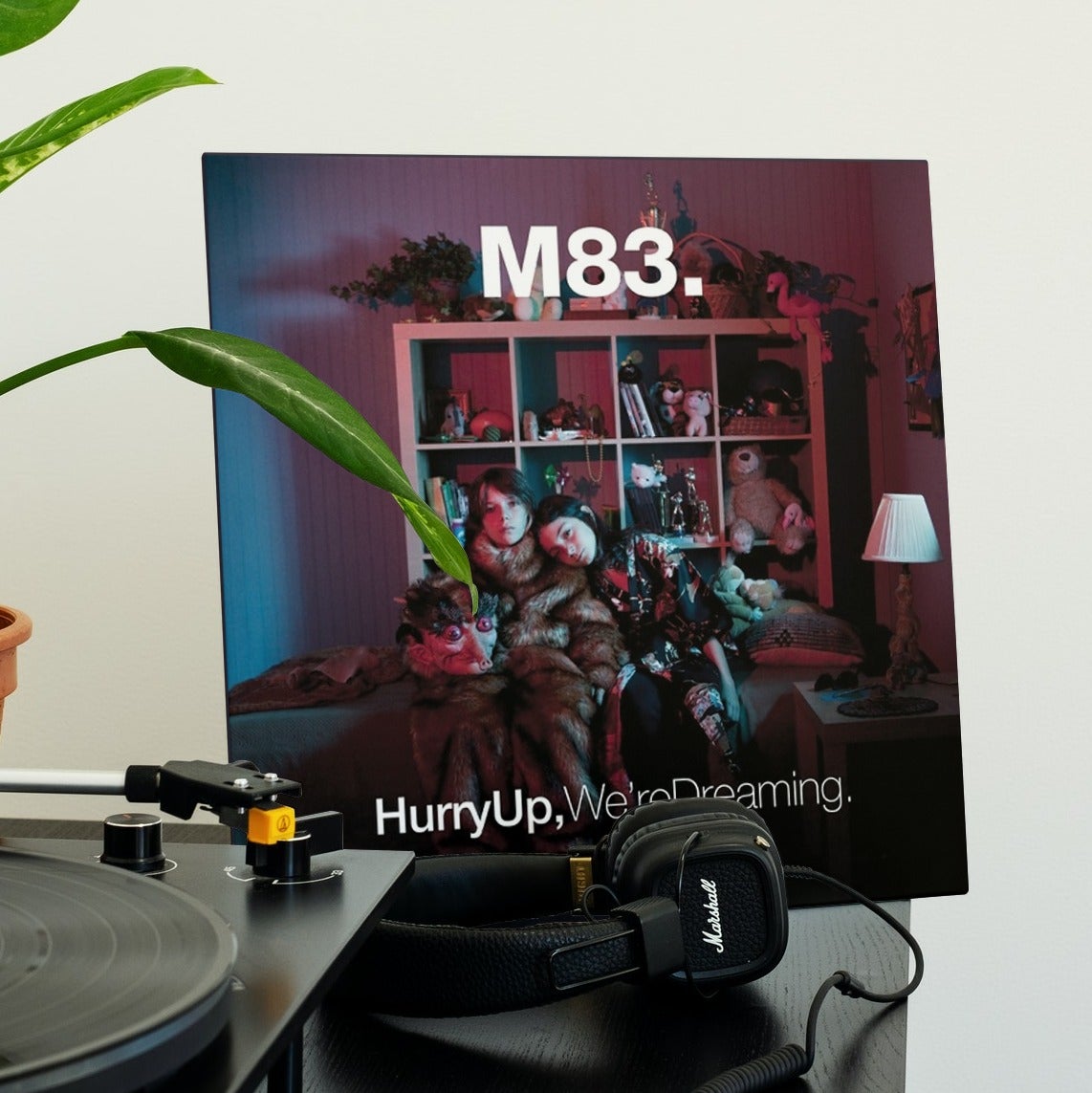 M83 - Hurry Up, We're Dreaming. - {vinyl LP}