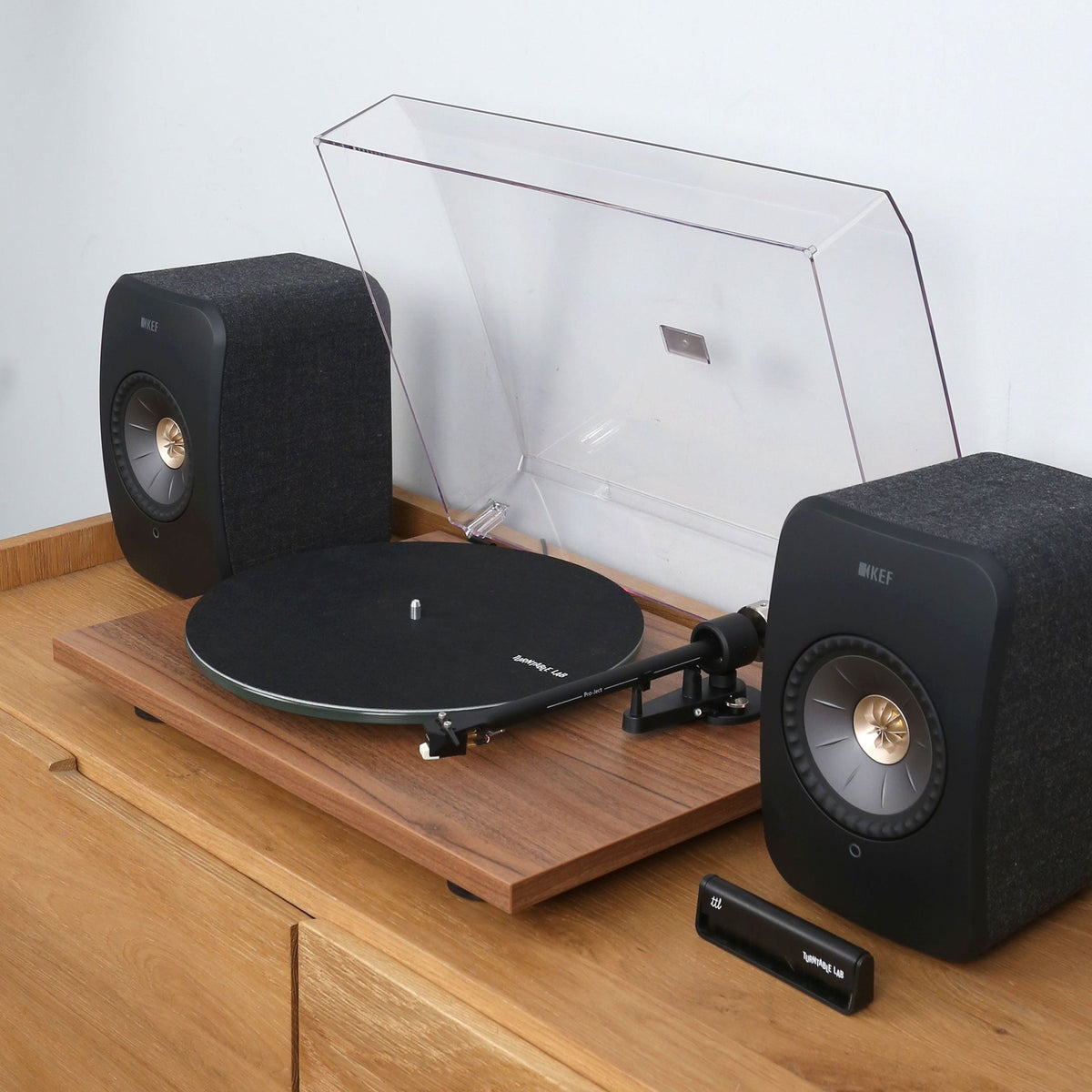 Pro-Ject: T2 Super Phono / KEF LSX II / Turntable Package