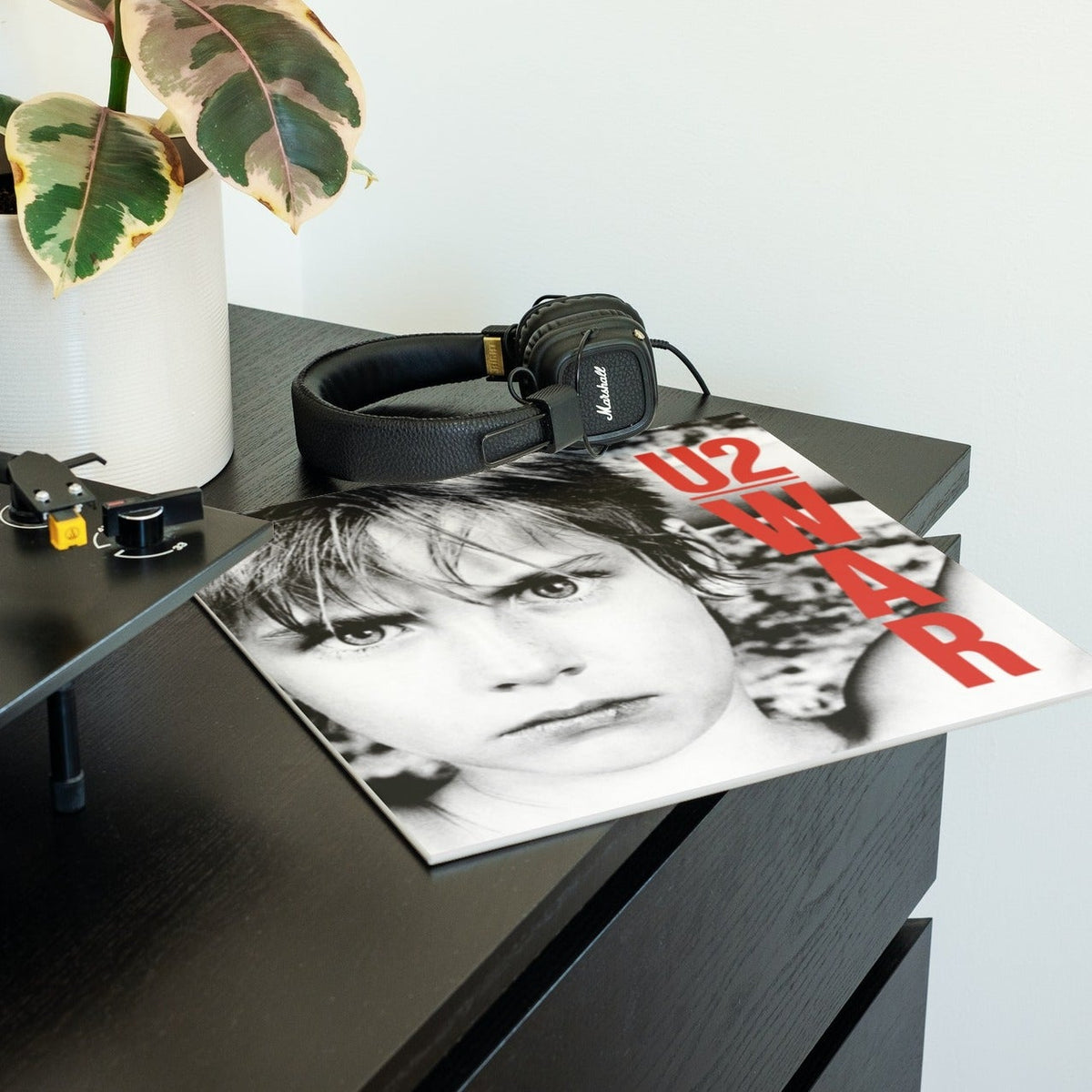 U2 - War - {vinyl LP}